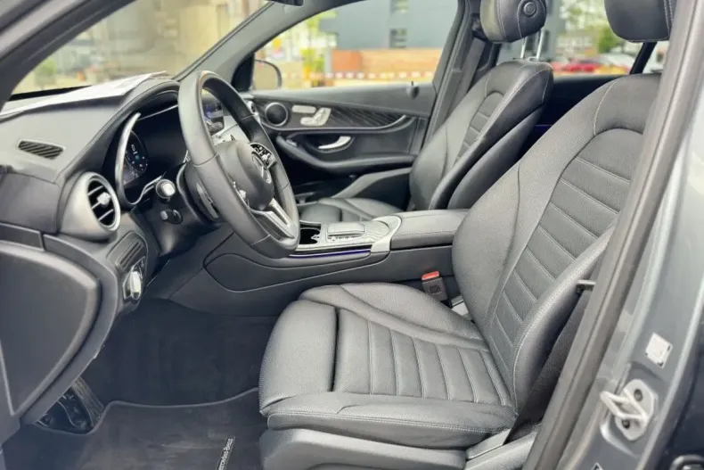 Mercedes-Benz GLC 300 din 2022 cu 31.935 km - oferta MER125670 - foto 8