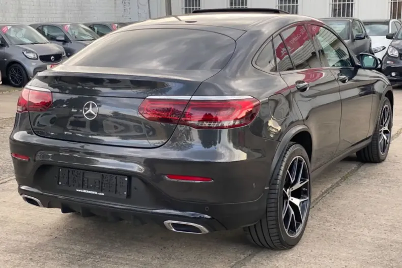 Mercedes-Benz GLC 300 din 2020 cu 57.000 km - oferta MER125671 - foto 4