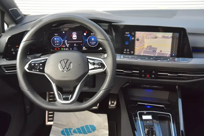 Volkswagen Golf din 2023 cu 30.500 km - oferta VOL125674 - foto 13