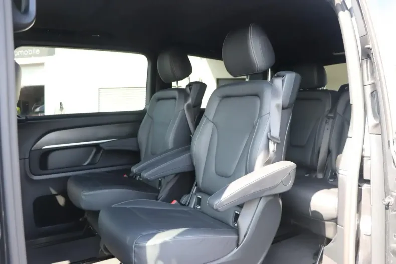 Mercedes-Benz V 300 din 2022 cu 39.000 km - oferta MER125677 - foto 22