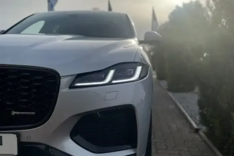 Jaguar F-Pace din 2022 cu 14.950 km - oferta JAG125678 - foto 19