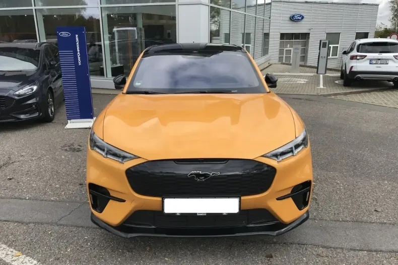 Ford Mustang Mach-E din 2022 cu 19.963 km - oferta FOR125679 - foto 2