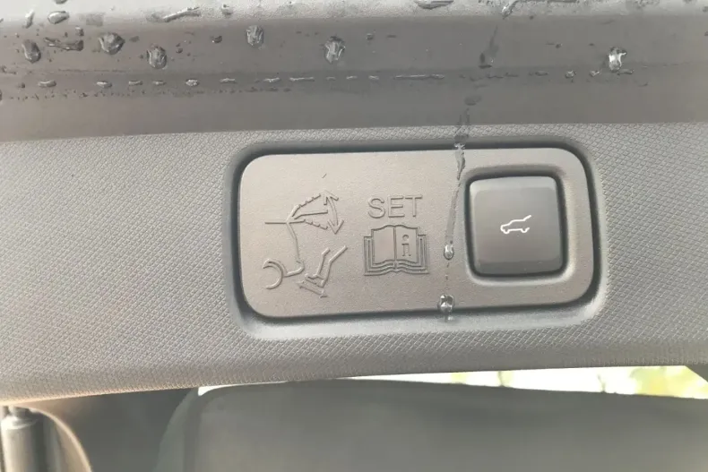 Ford Mustang Mach-E din 2022 cu 19.963 km - oferta FOR125679 - foto 9