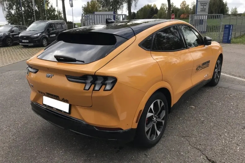 Ford Mustang Mach-E din 2022 cu 19.963 km - oferta FOR125679 - foto 11