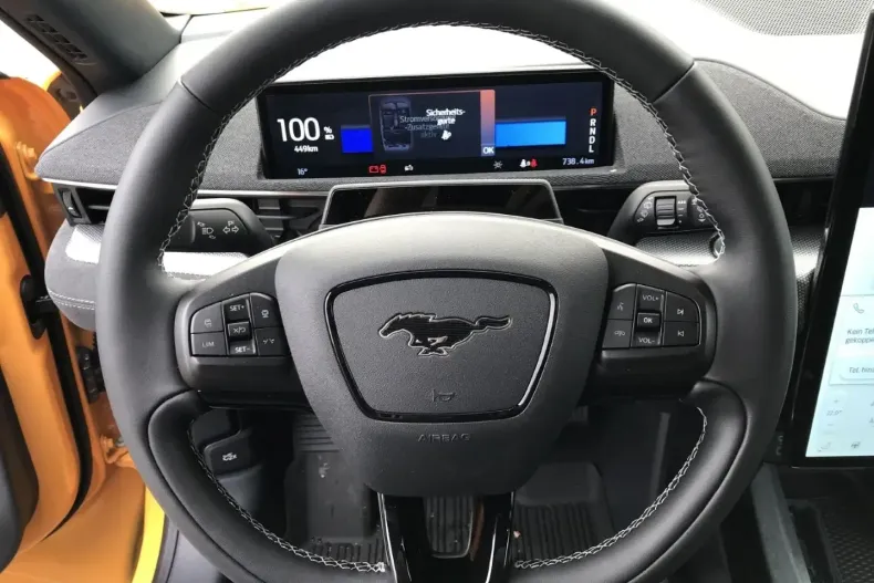 Ford Mustang Mach-E din 2022 cu 19.963 km - oferta FOR125679 - foto 17