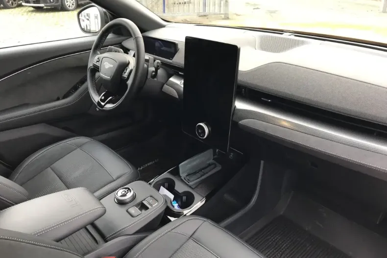 Ford Mustang Mach-E din 2022 cu 19.963 km - oferta FOR125679 - foto 22