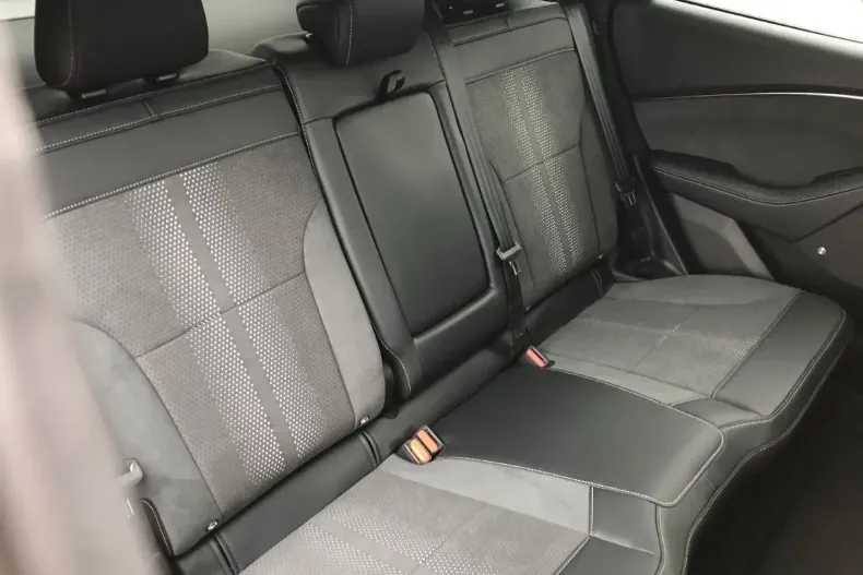 Ford Mustang Mach-E din 2022 cu 19.963 km - oferta FOR125679 - foto 24