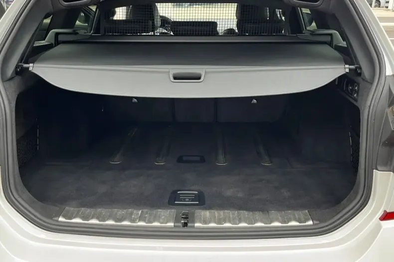 BMW 320 din 2021 cu 49.900 km - oferta BMW125683 - foto 23