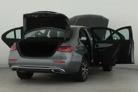 Mercedes-Benz E 300 din 2021 cu 43.468 km - oferta MER125685 - foto 9