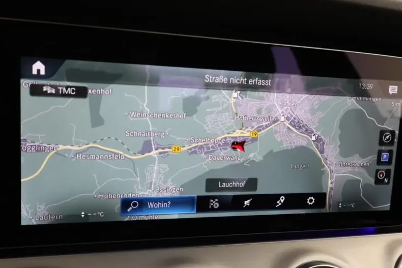 Mercedes-Benz E 300 din 2021 cu 43.468 km - oferta MER125685 - foto 13