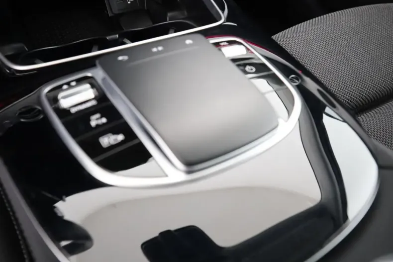 Mercedes-Benz E 300 din 2021 cu 43.468 km - oferta MER125685 - foto 15