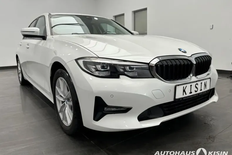 BMW 320 din 2021 cu 78.132 km - oferta BMW125688 - foto 2