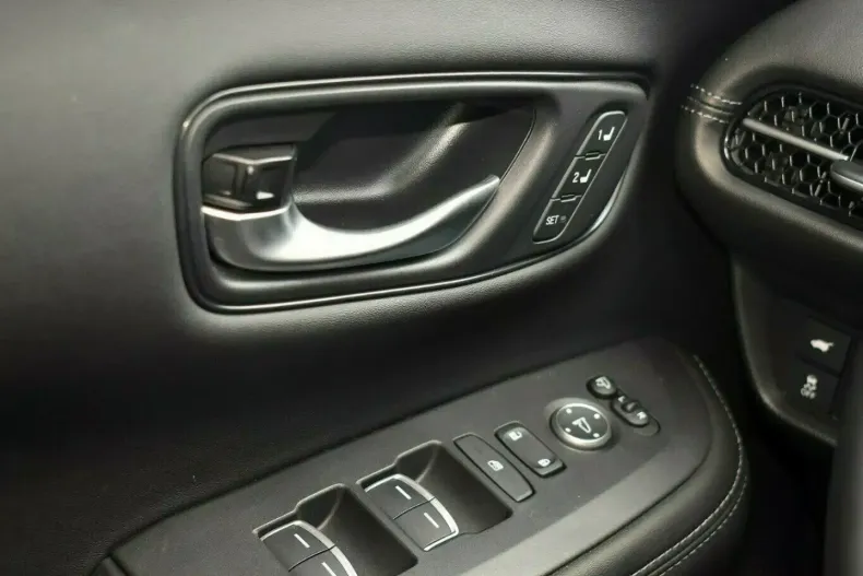 Honda ZR-V din 2023 cu 20.870 km - oferta HON125689 - foto 11