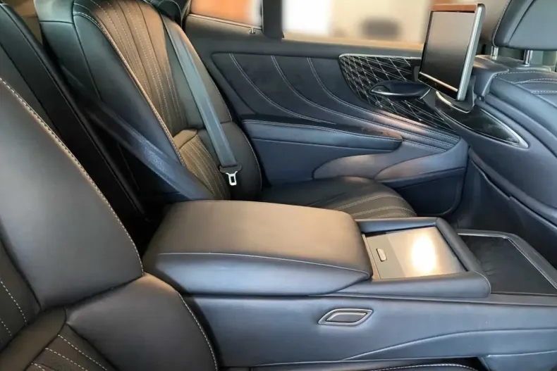 Lexus LS 500 din 2023 cu 14.000 km - oferta LEX125693 - foto 7