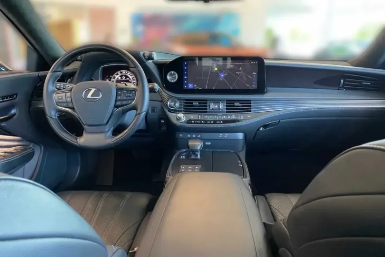 Lexus LS 500 din 2023 cu 14.000 km - oferta LEX125693 - foto 8