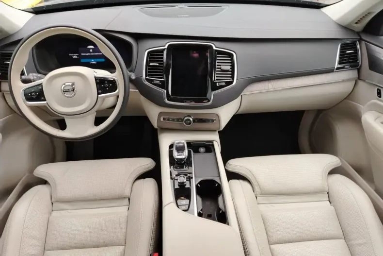 Volvo XC90 din 2023 cu 21.600 km - oferta VOL125694 - foto 8