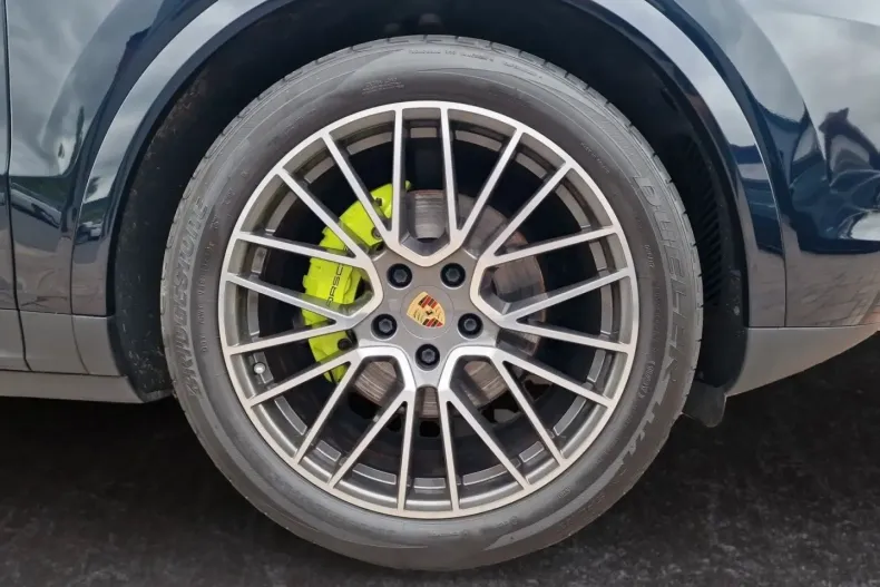 Porsche Cayenne din 2022 cu 26.805 km - oferta POR125696 - foto 9