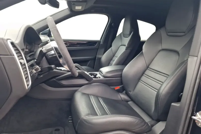 Porsche Cayenne din 2022 cu 26.805 km - oferta POR125696 - foto 11