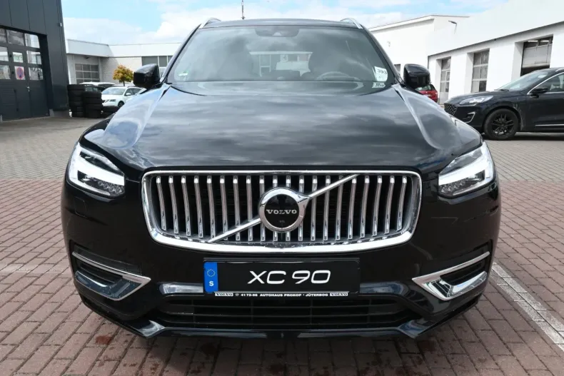 Volvo XC90 din 2023 cu 9.900 km - oferta VOL125705 - foto 9