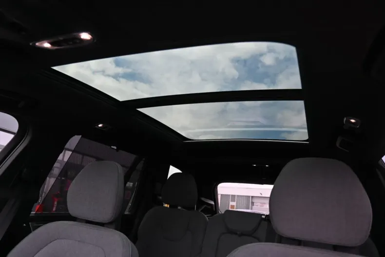 Volvo XC90 din 2023 cu 9.900 km - oferta VOL125705 - foto 30