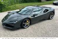Ferrari SF90 din 2022 cu 2.500 km - oferta FER125706 - foto 3