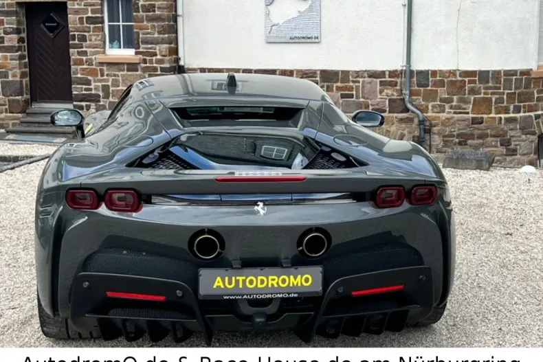 Ferrari SF90 din 2022 cu 2.500 km - oferta FER125706 - foto 14