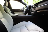 Volvo XC60 din 2021 cu 30.600 km - oferta VOL125707 - foto 12