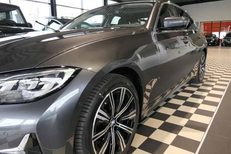 BMW 320 din 2021 cu 68.492 km - oferta BMW125708 - foto 10