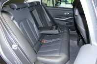 BMW 320 din 2021 cu 68.492 km - oferta BMW125708 - foto 14