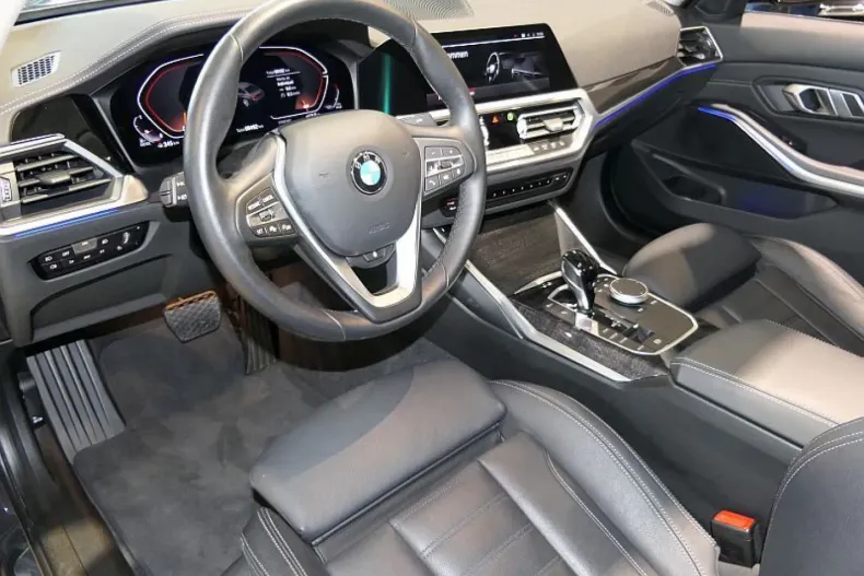 BMW 320 din 2021 cu 68.492 km - oferta BMW125708 - foto 16