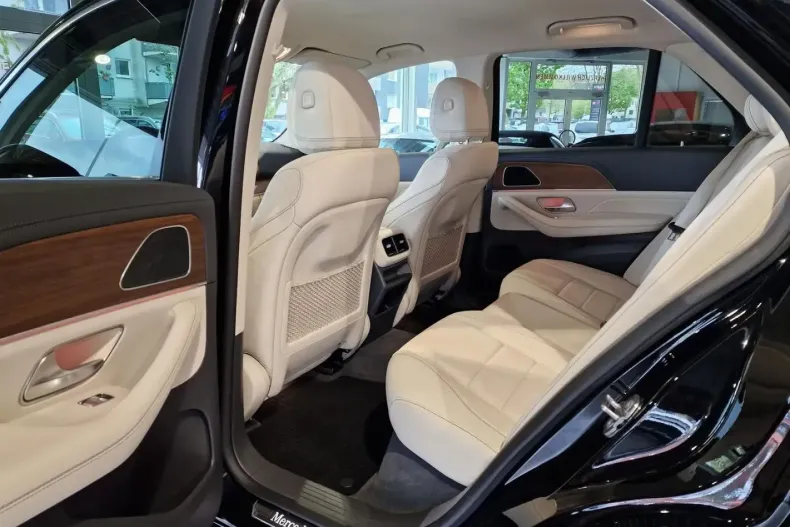 Mercedes-Benz GLE 300 din 2020 cu 83.847 km - oferta MER125717 - foto 25