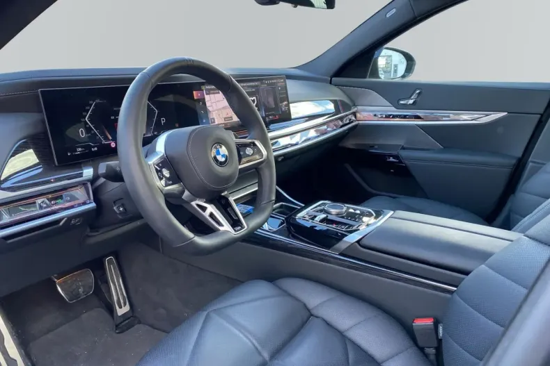 BMW 740 din 2023 cu 35.525 km - oferta BMW125722 - foto 8