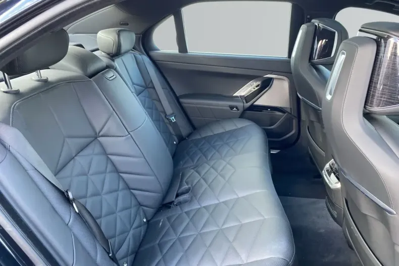 BMW 740 din 2023 cu 35.525 km - oferta BMW125722 - foto 10