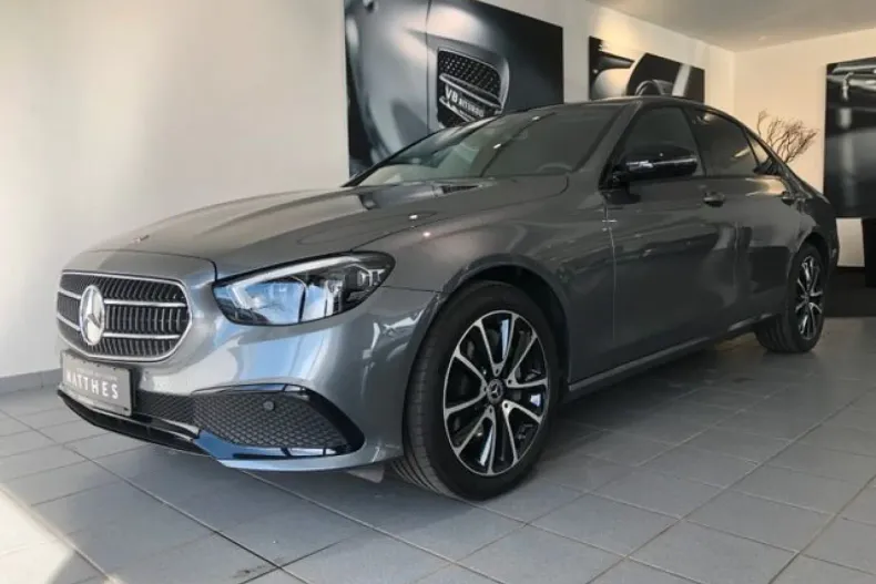 Mercedes-Benz E 220 din 2021 cu 46.239 km - oferta MER125728 - foto 2