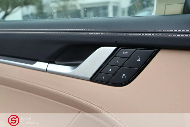 Porsche 911 din 2023 cu 1.200 km - oferta POR125730 - foto 12