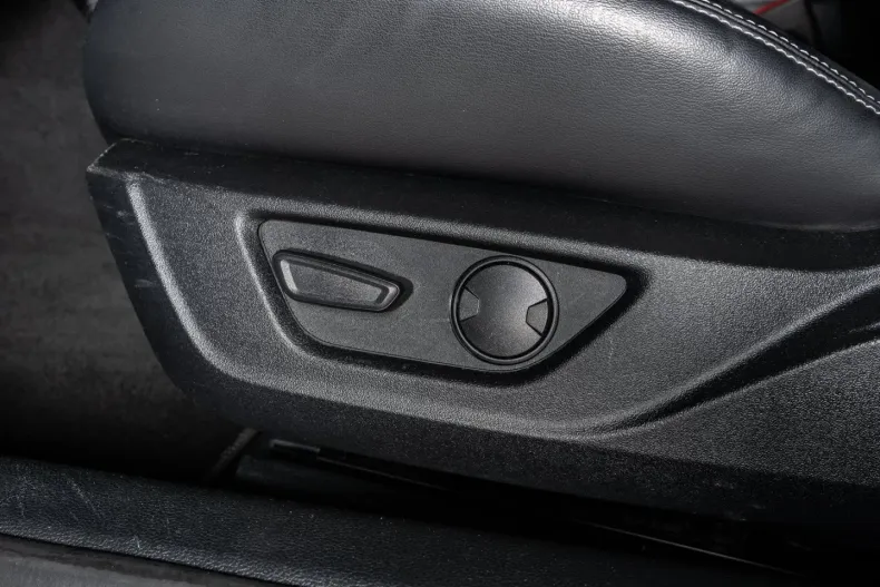 Ford Mustang din 2022 cu 10.774 km - oferta FOR125731 - foto 8