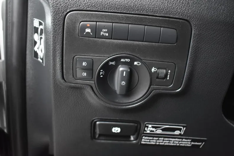 Mercedes-Benz V 250 din 2021 cu 32.680 km - oferta MER125733 - foto 19