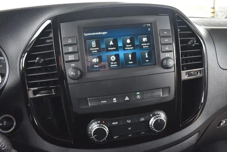 Mercedes-Benz V 250 din 2021 cu 32.680 km - oferta MER125733 - foto 25