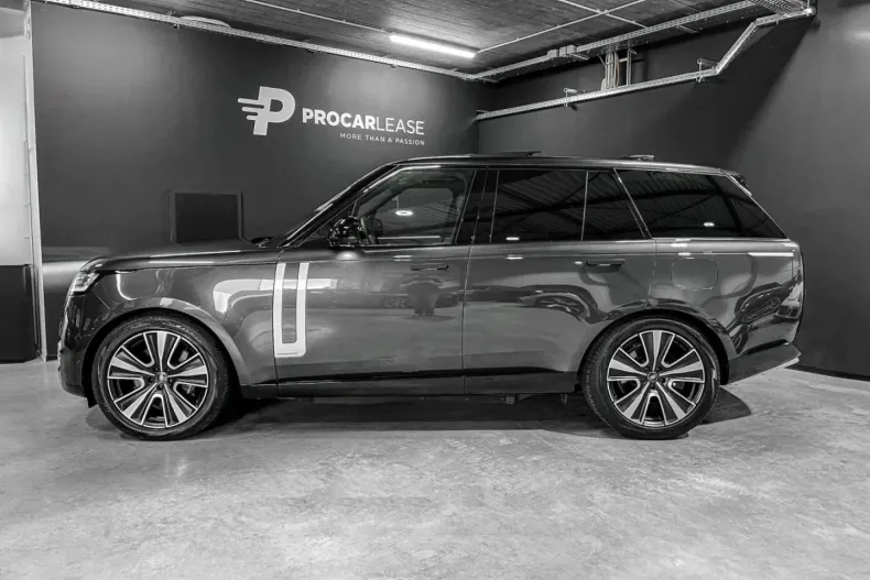 Land Rover Range Rover din 2023 cu 15.000 km - oferta LAN125740 - foto 9