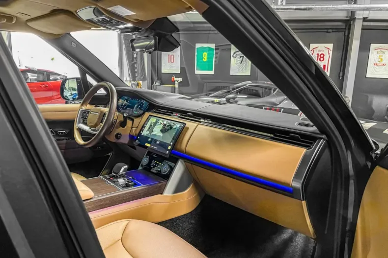 Land Rover Range Rover din 2023 cu 15.000 km - oferta LAN125740 - foto 12