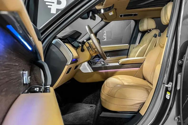 Land Rover Range Rover din 2023 cu 15.000 km - oferta LAN125740 - foto 19