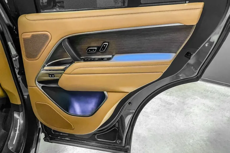 Land Rover Range Rover din 2023 cu 15.000 km - oferta LAN125740 - foto 22