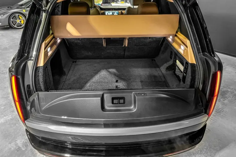 Land Rover Range Rover din 2023 cu 15.000 km - oferta LAN125740 - foto 26