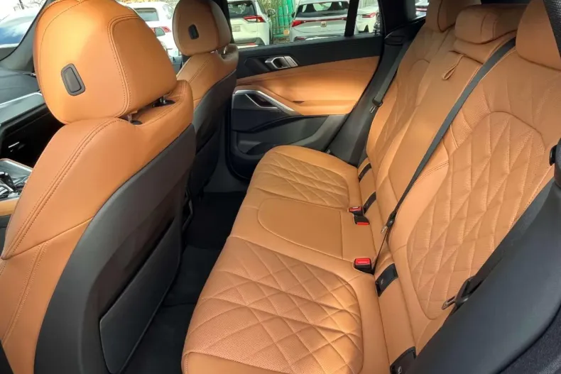 BMW X6 din 2023 cu 8.200 km - oferta BMW125741 - foto 12