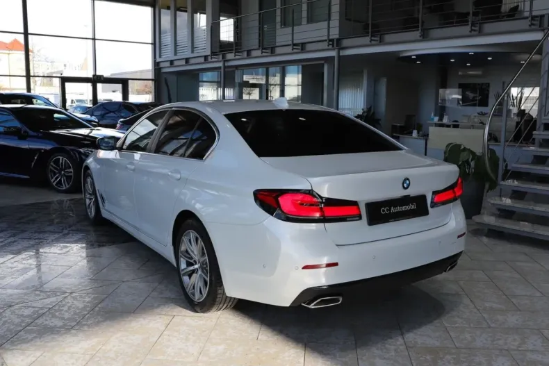 BMW 520 din 2022 cu 40.969 km - oferta BMW125745 - foto 4