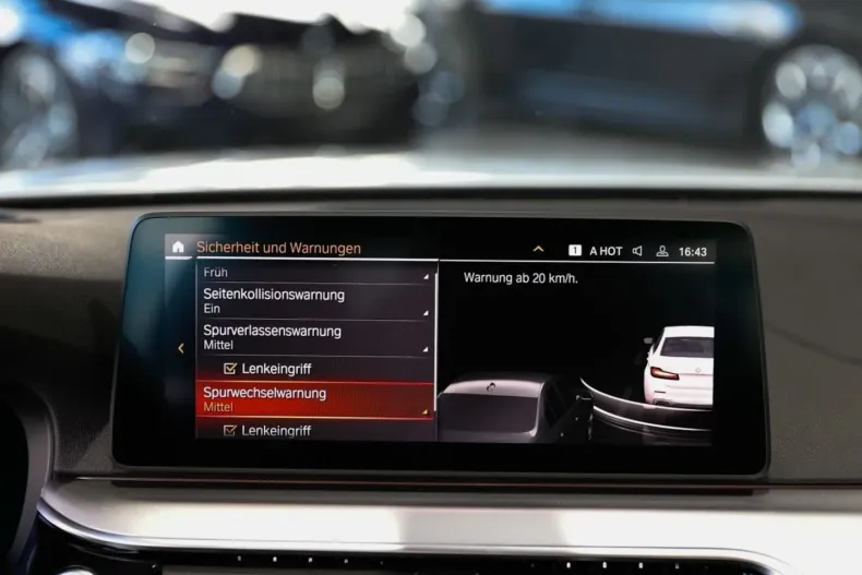 BMW 520 din 2022 cu 40.969 km - oferta BMW125745 - foto 11