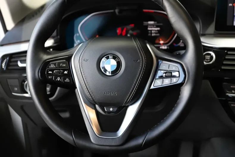 BMW 520 din 2022 cu 40.969 km - oferta BMW125745 - foto 13