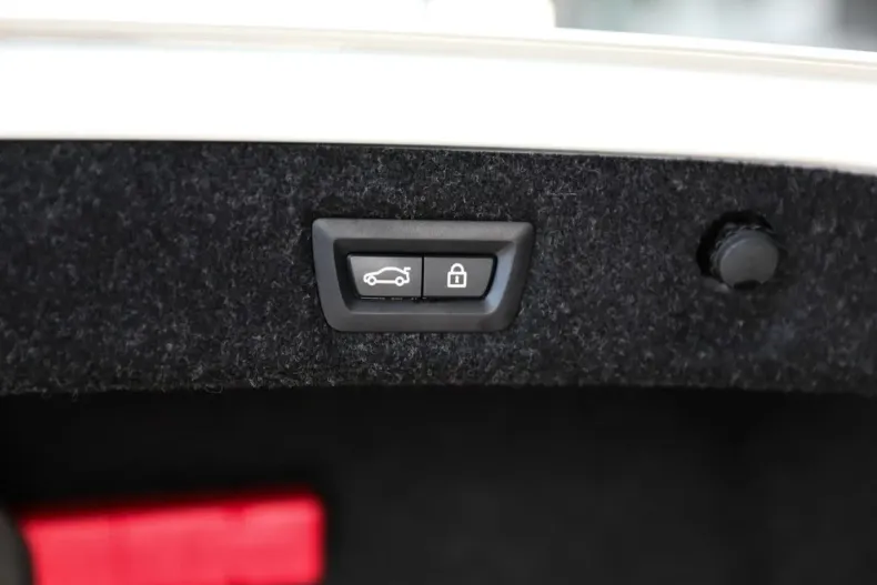 BMW 520 din 2022 cu 40.969 km - oferta BMW125745 - foto 17