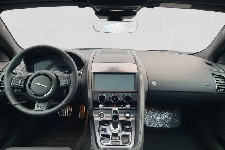 Jaguar F-Type din 2023 cu 23.000 km - oferta JAG125756 - foto 4