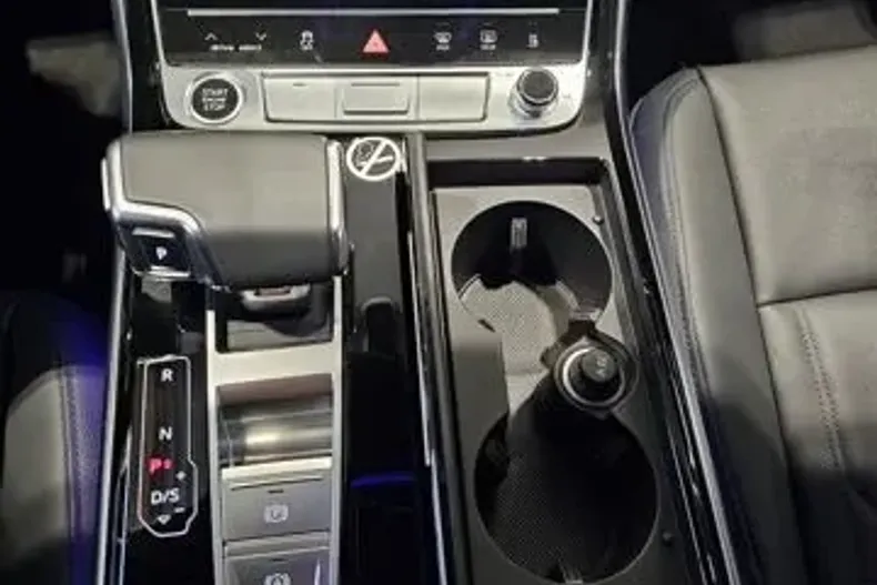 Audi A8 din 2023 cu 27.610 km - oferta AUD125760 - foto 18